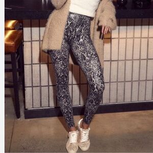SPANX Faux Leather Snake Shine Leggings